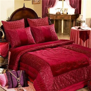 婚慶床上用品如何挑選 輕松選擇婚慶用品與經營旅行社業務的實用指南